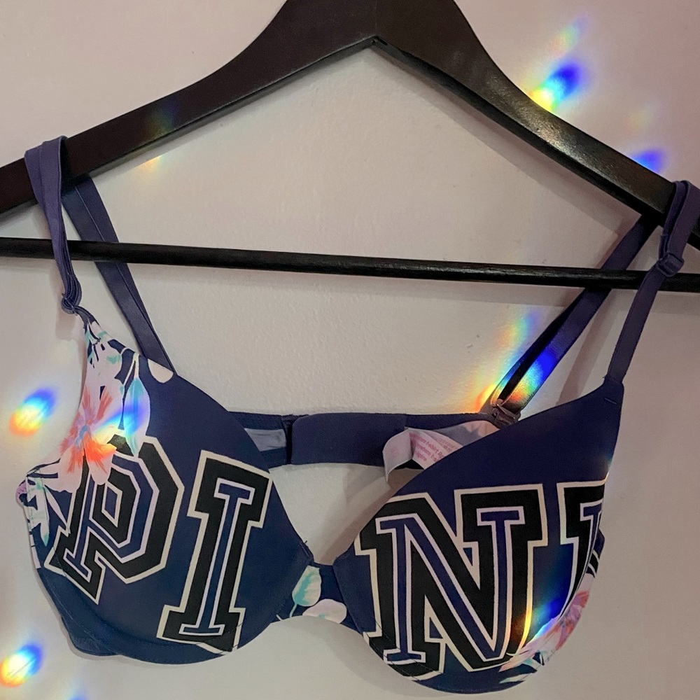 Victoria’s Secret Pink Navy Floral Logo Bra